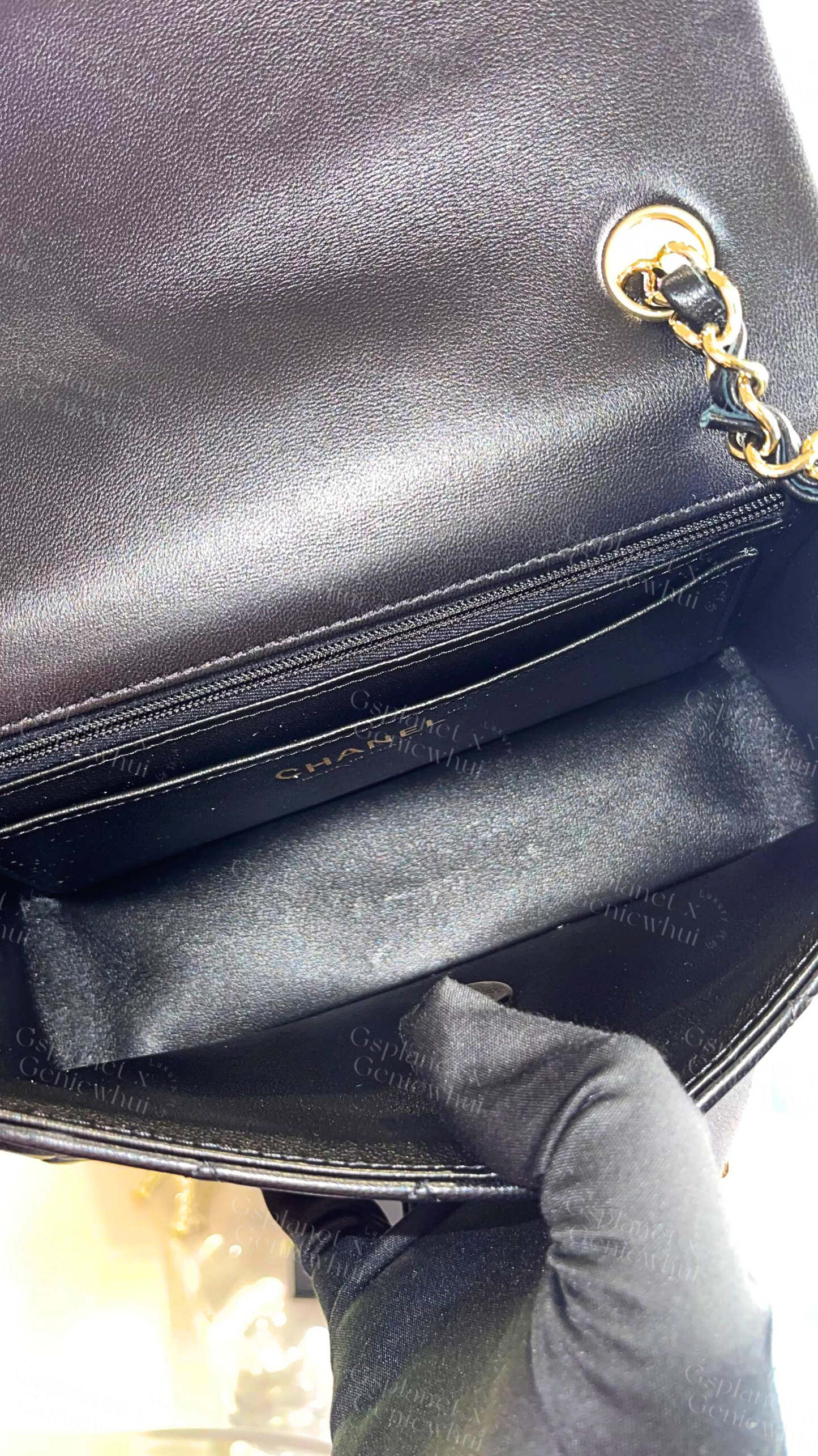 CHANEL Mini Classic Flap Bag