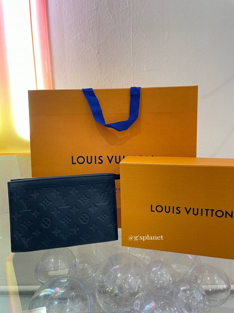 LV Gaston Wearable Wallet