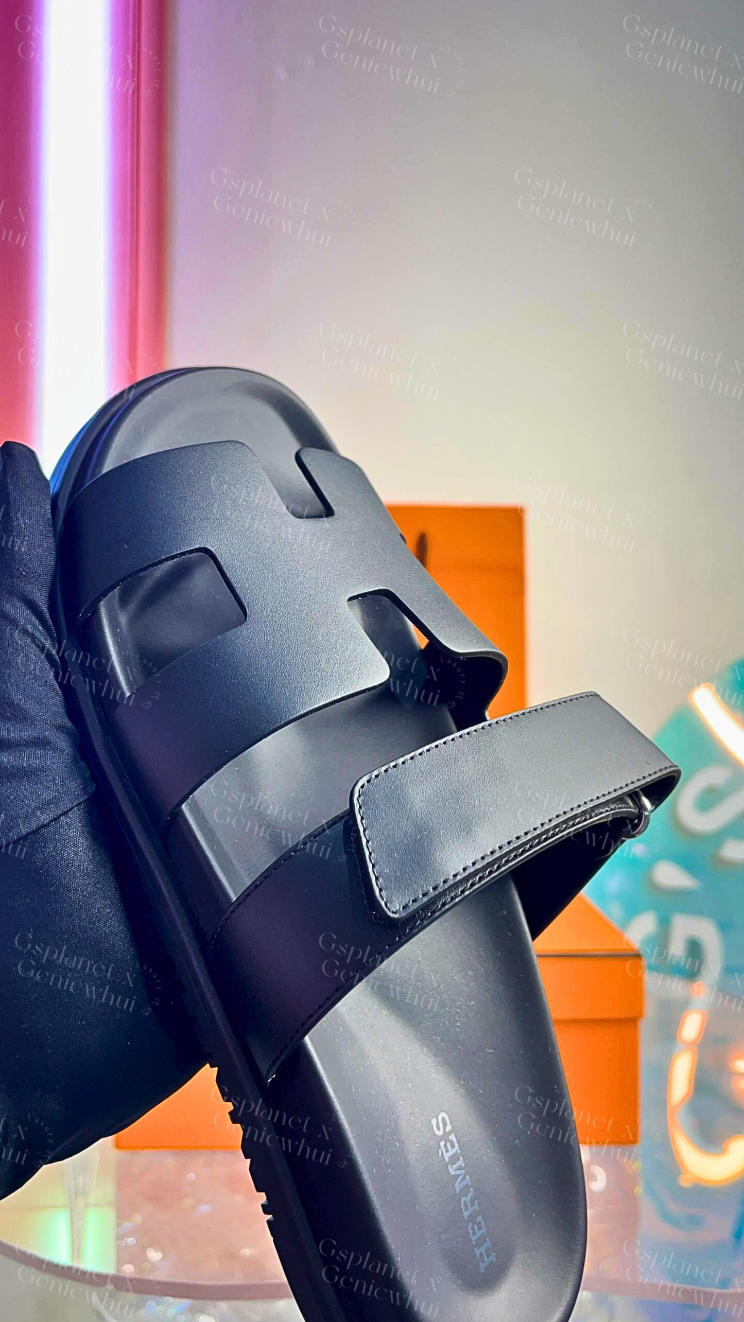 Hermès Chypre Sandal 经典爆款凉鞋 - All Black