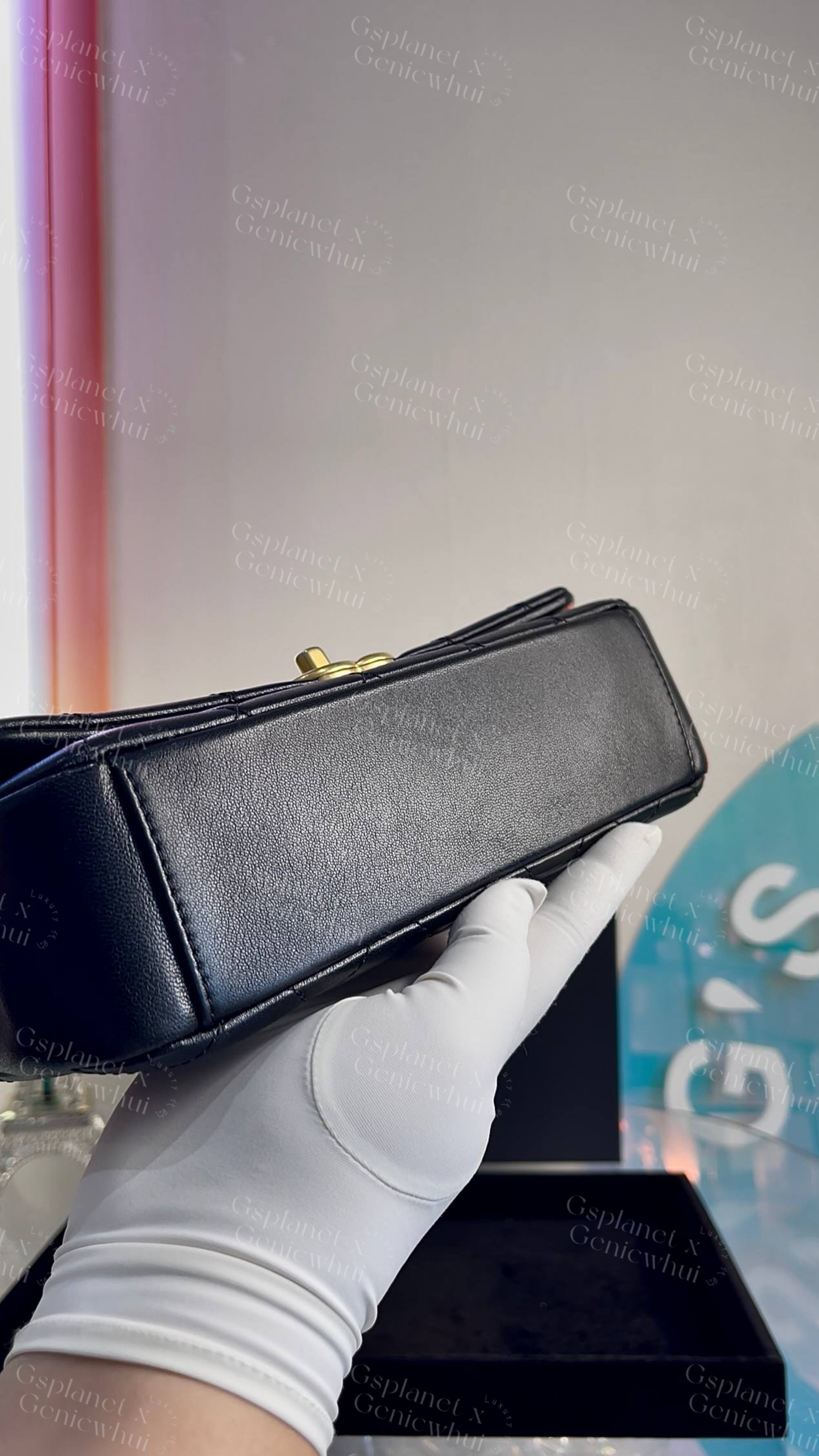 Re.bag【 Chanel Flap Bag 黑金粗链皮穿链条口盖包 – Black / Gold Hardware】