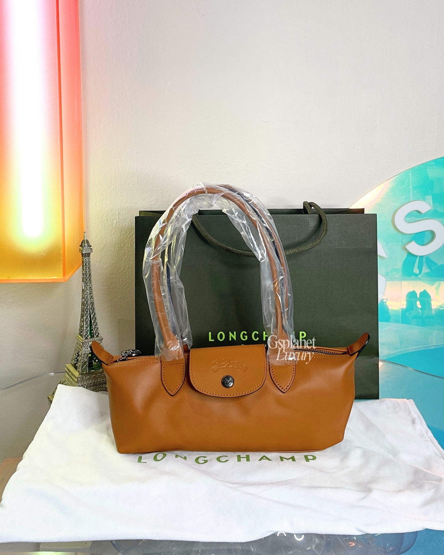 Le Pliage Xtra M Shoulder Bag Cashew - Leather