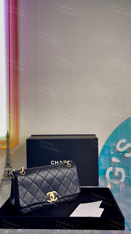 Re.bag【 Chanel Flap Bag 黑金粗链皮穿链条口盖包 – Black / Gold Hardware】