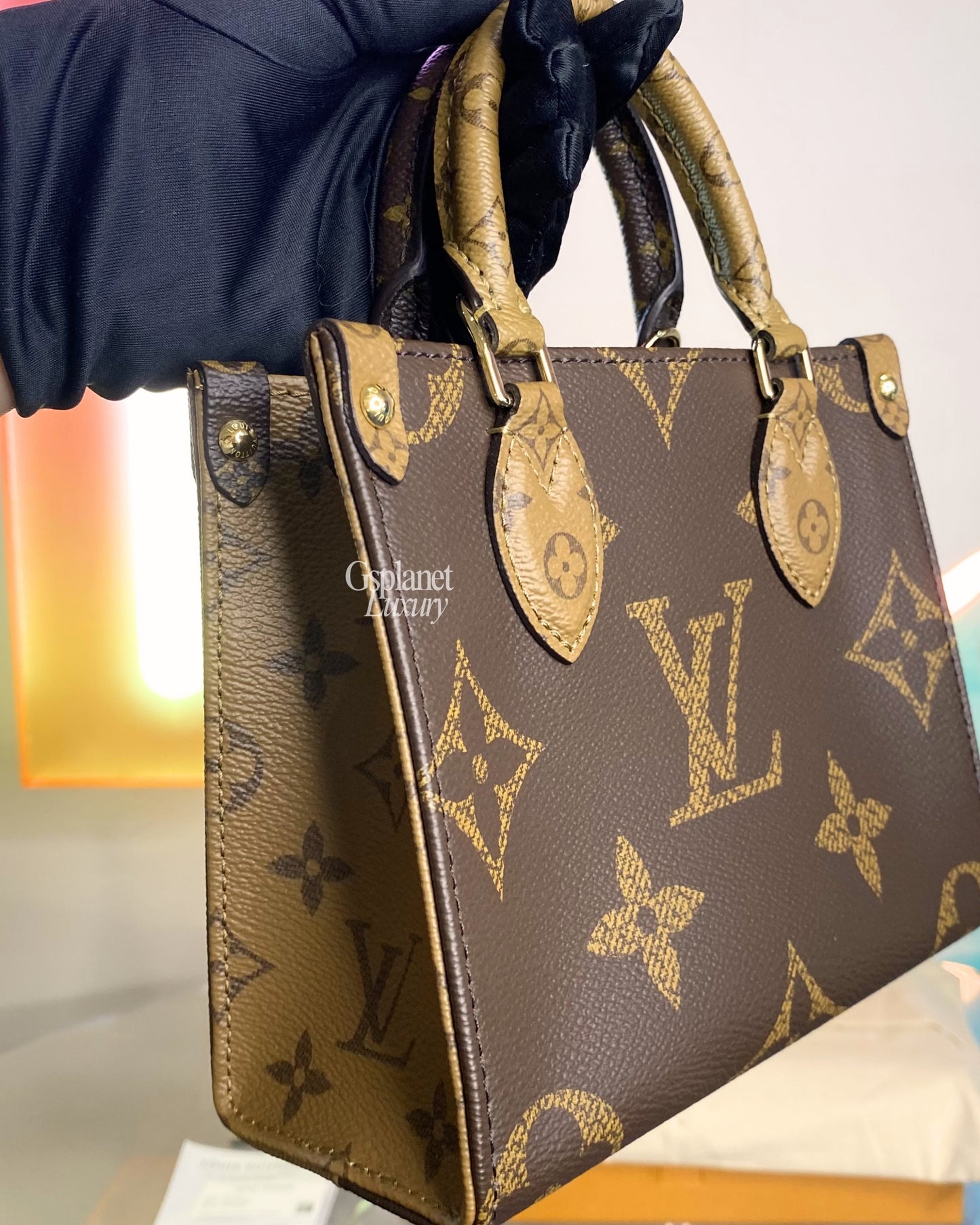 LV Nano On The Go