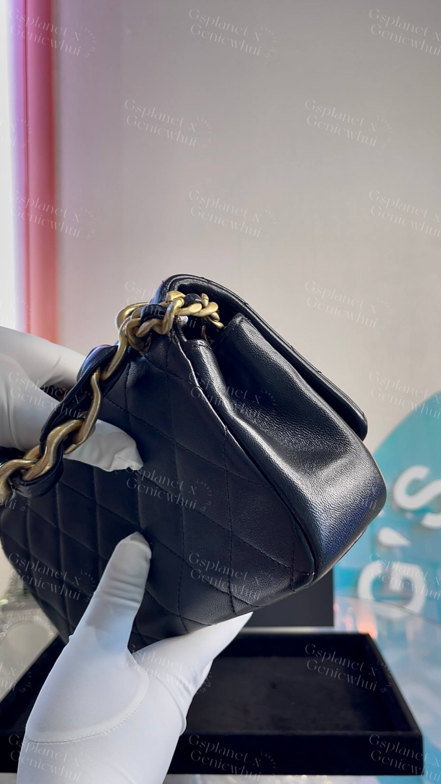 Re.bag【 Chanel Flap Bag 黑金粗链皮穿链条口盖包 – Black / Gold Hardware】