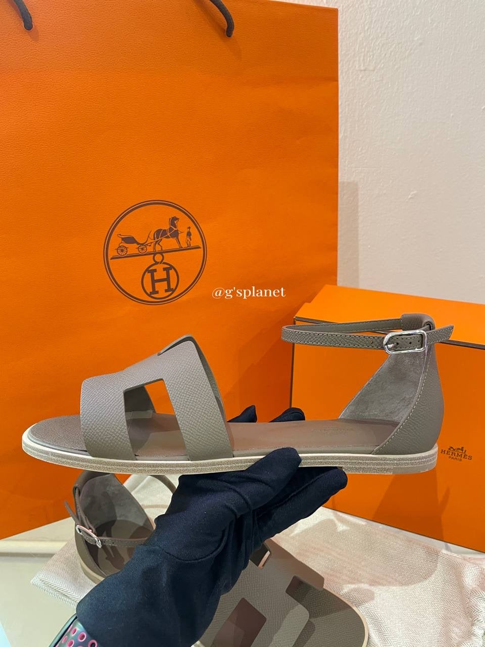 HERMES Santorini sandal