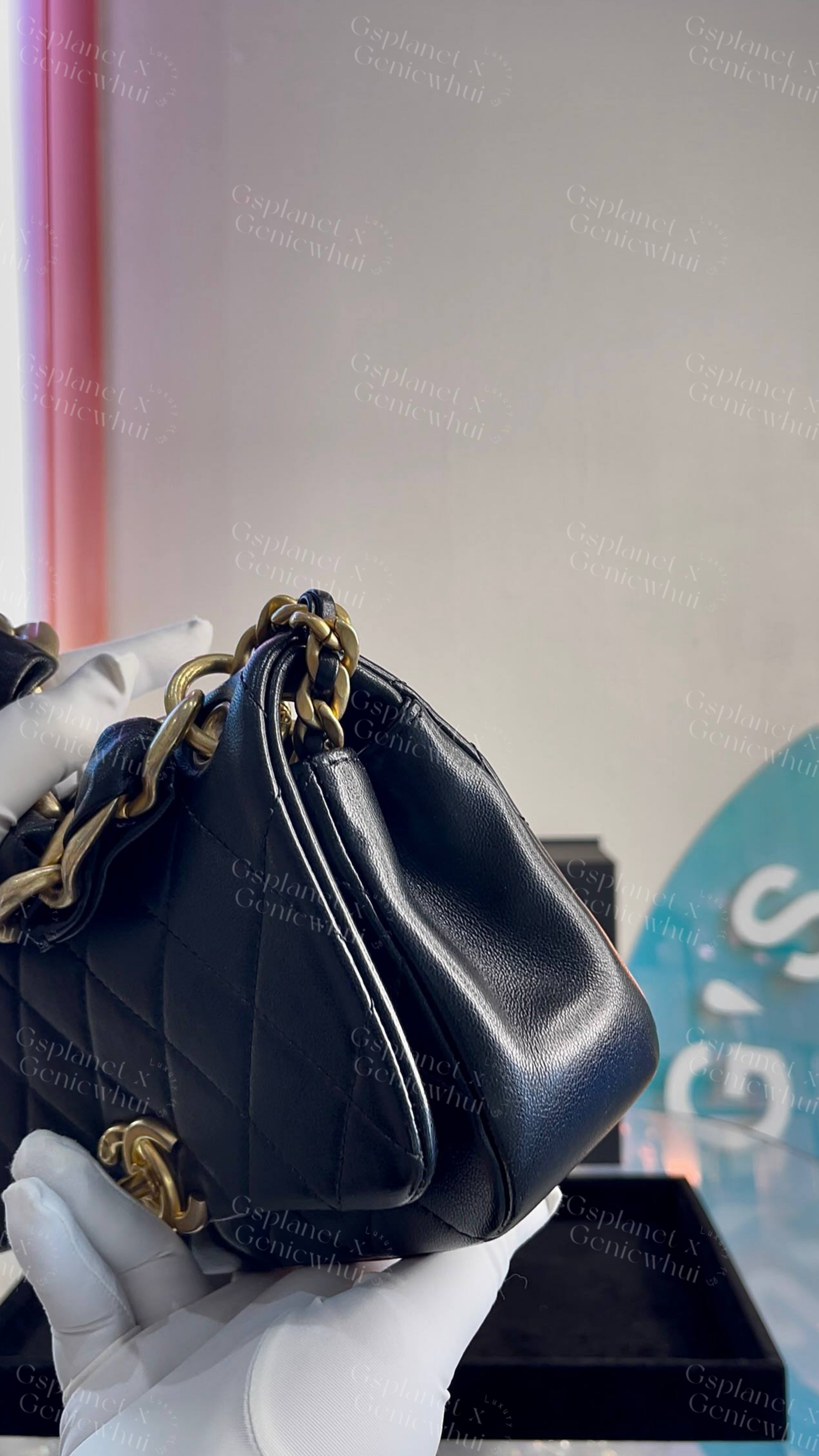 Re.bag【 Chanel Flap Bag 黑金粗链皮穿链条口盖包 – Black / Gold Hardware】