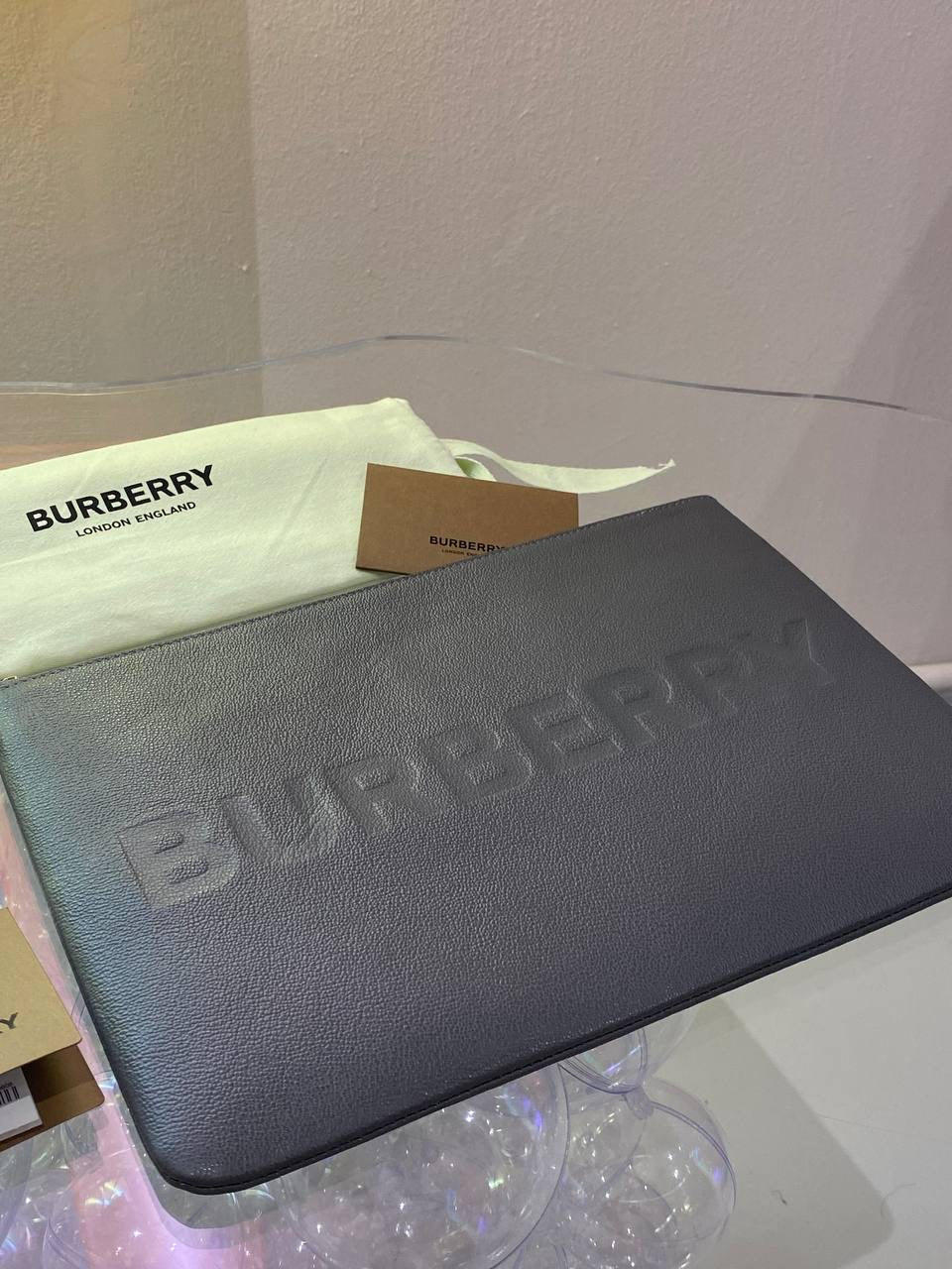 BURBERRY POUCH