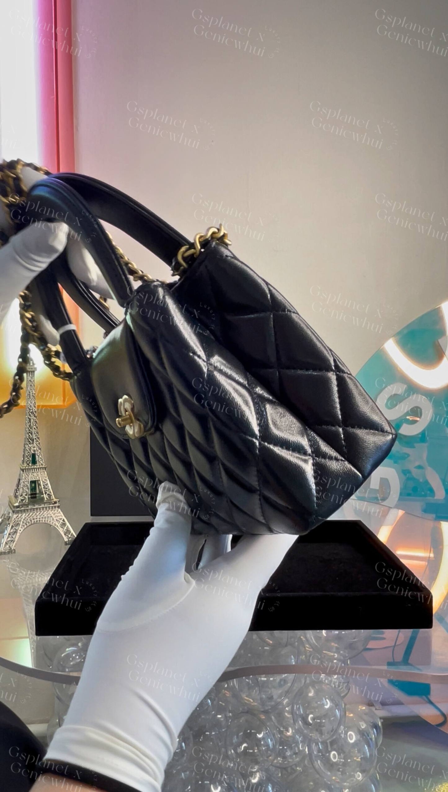 Chanel 25 Kelly - Black / GWH