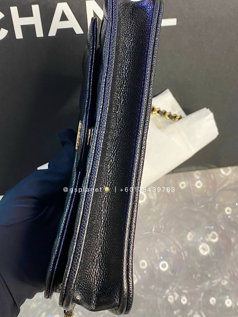 CHANEL Classic Wallet On Chain