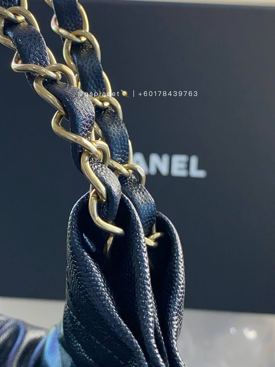 CHANEL 22 Handbag