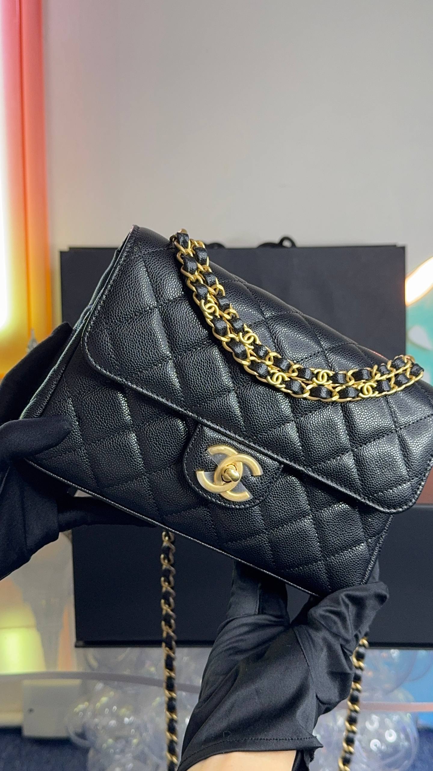 Chanel 25P Handle Flap Bag