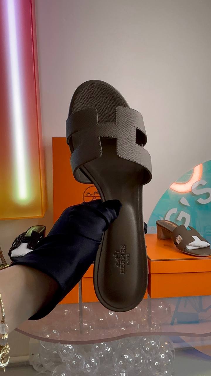 Hermès  ORAN SANDAL