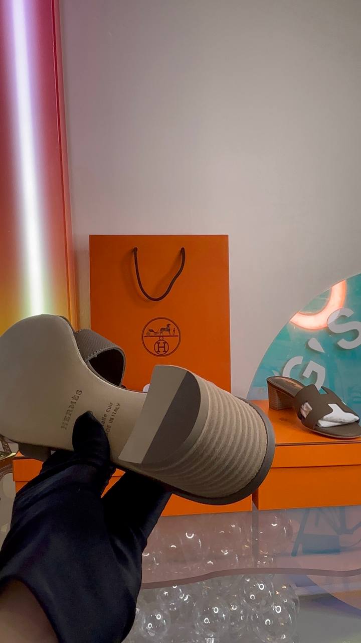 Hermès  ORAN SANDAL