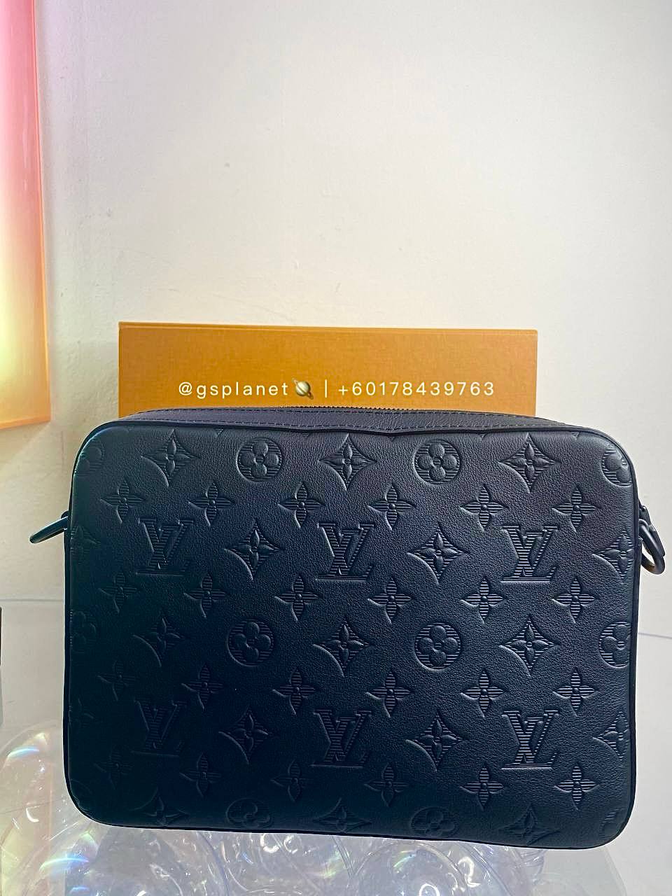 LV Trio Messenger