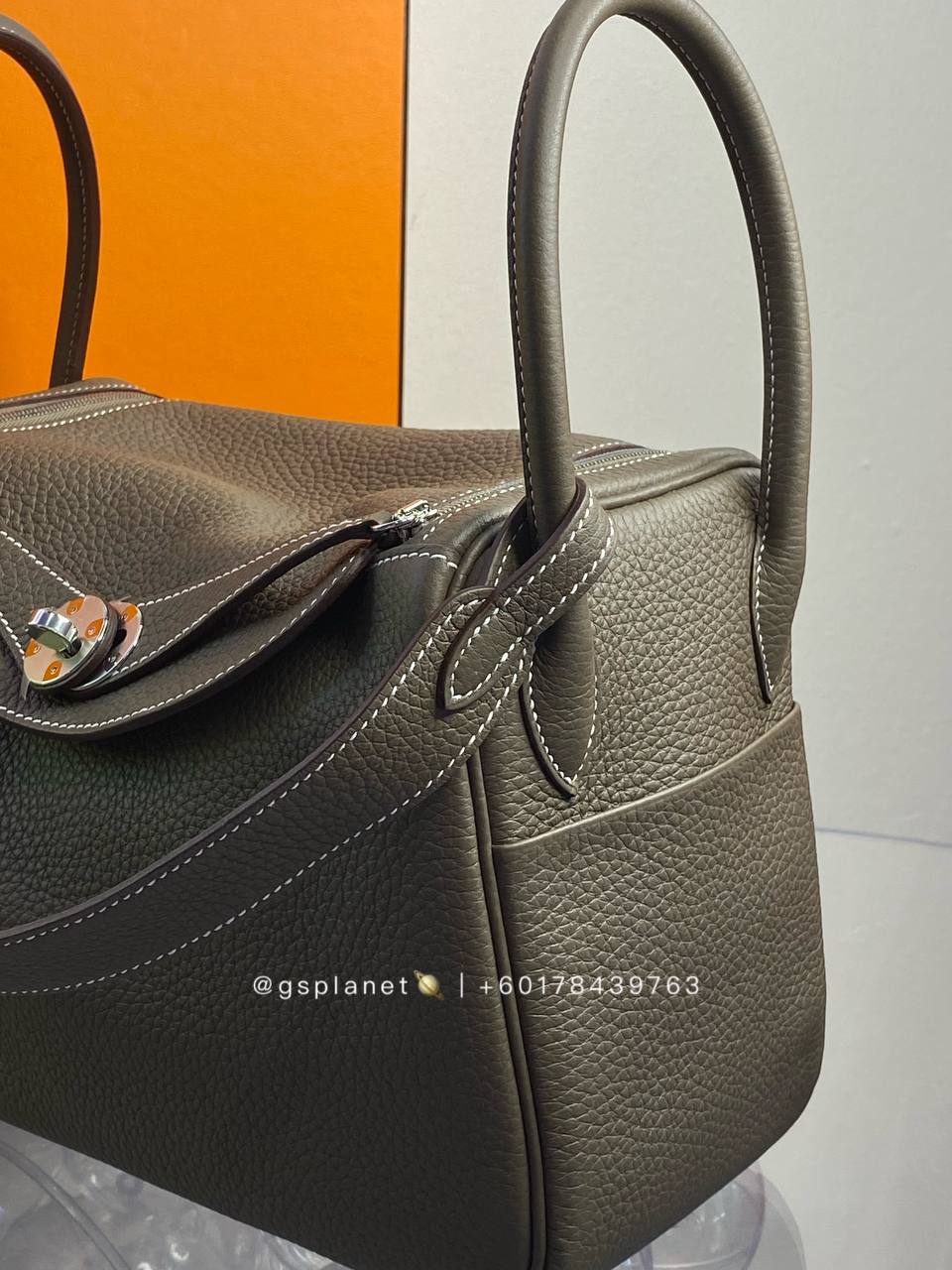 HERMES Lindy 26