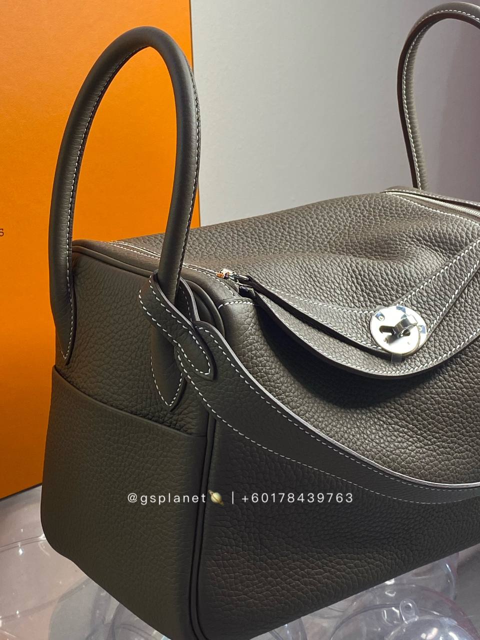 HERMES Lindy 26