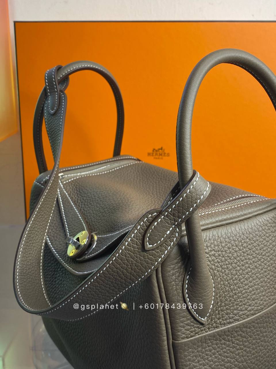 HERMES Lindy 26