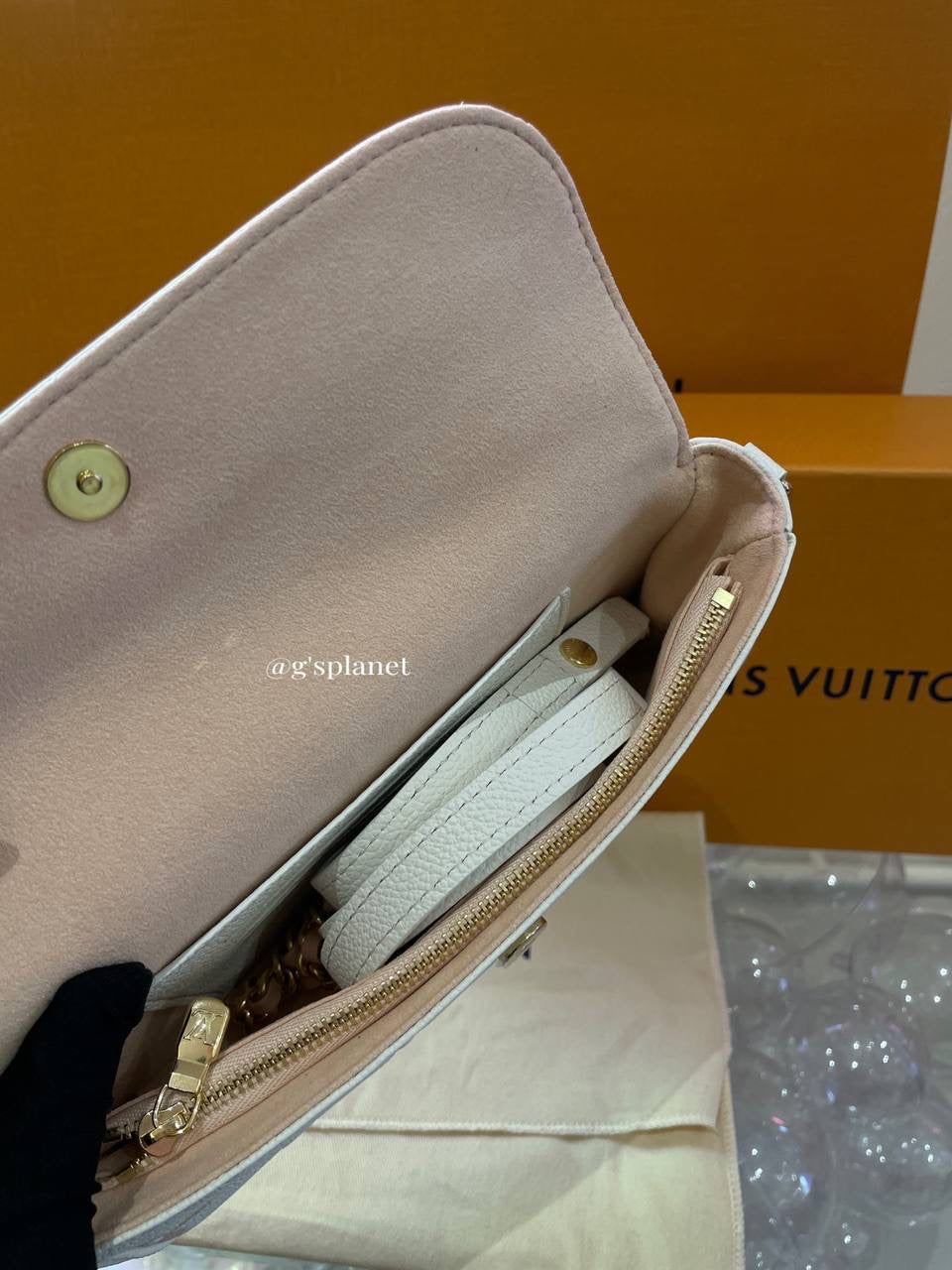 LV Wallet on Chain Ivy