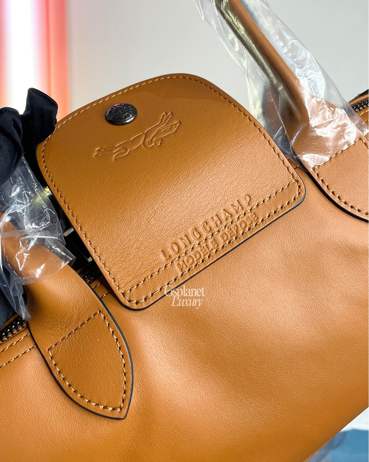 Le Pliage Xtra M Shoulder Bag Cashew - Leather