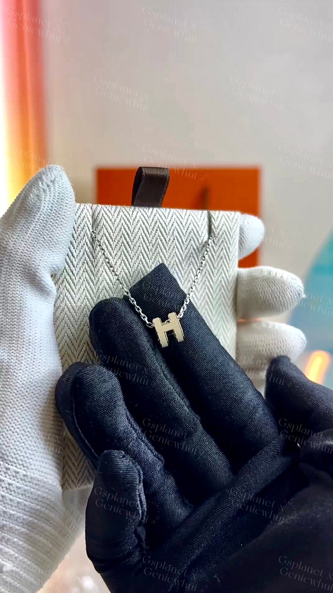 Hermès Mini Pop H Pendant Necklace