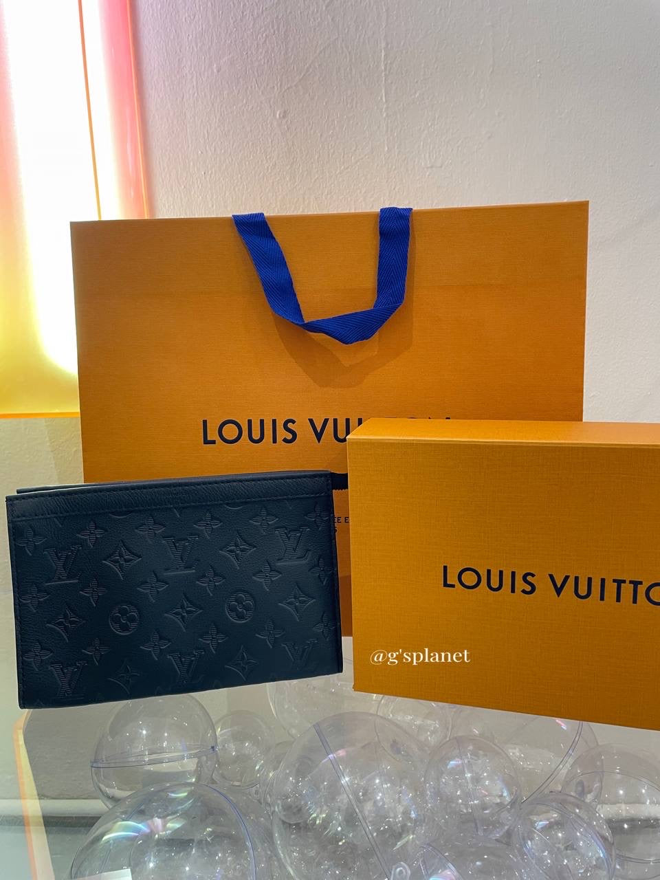 LV Gaston Wearable Wallet