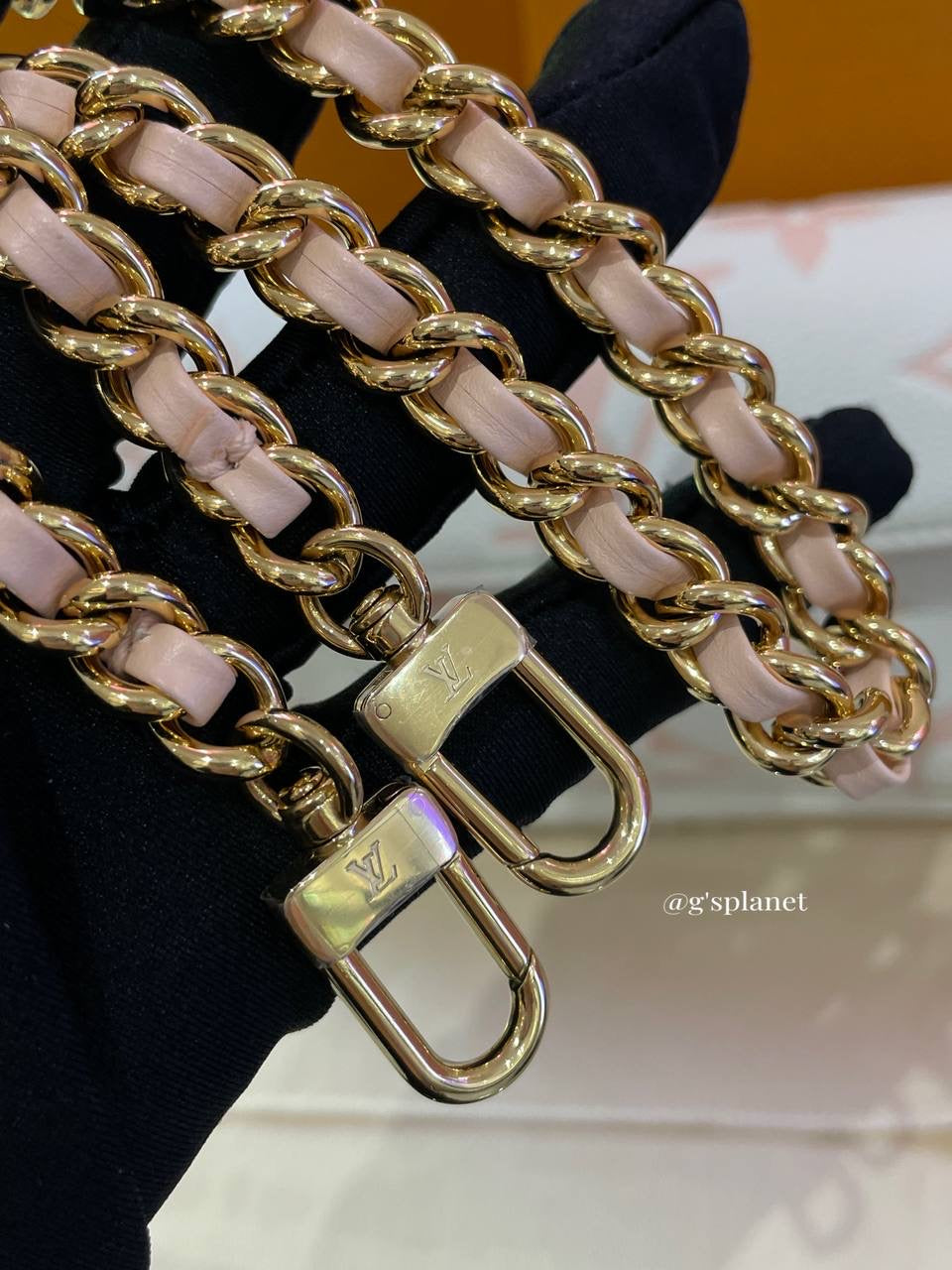 LV Wallet on Chain Ivy