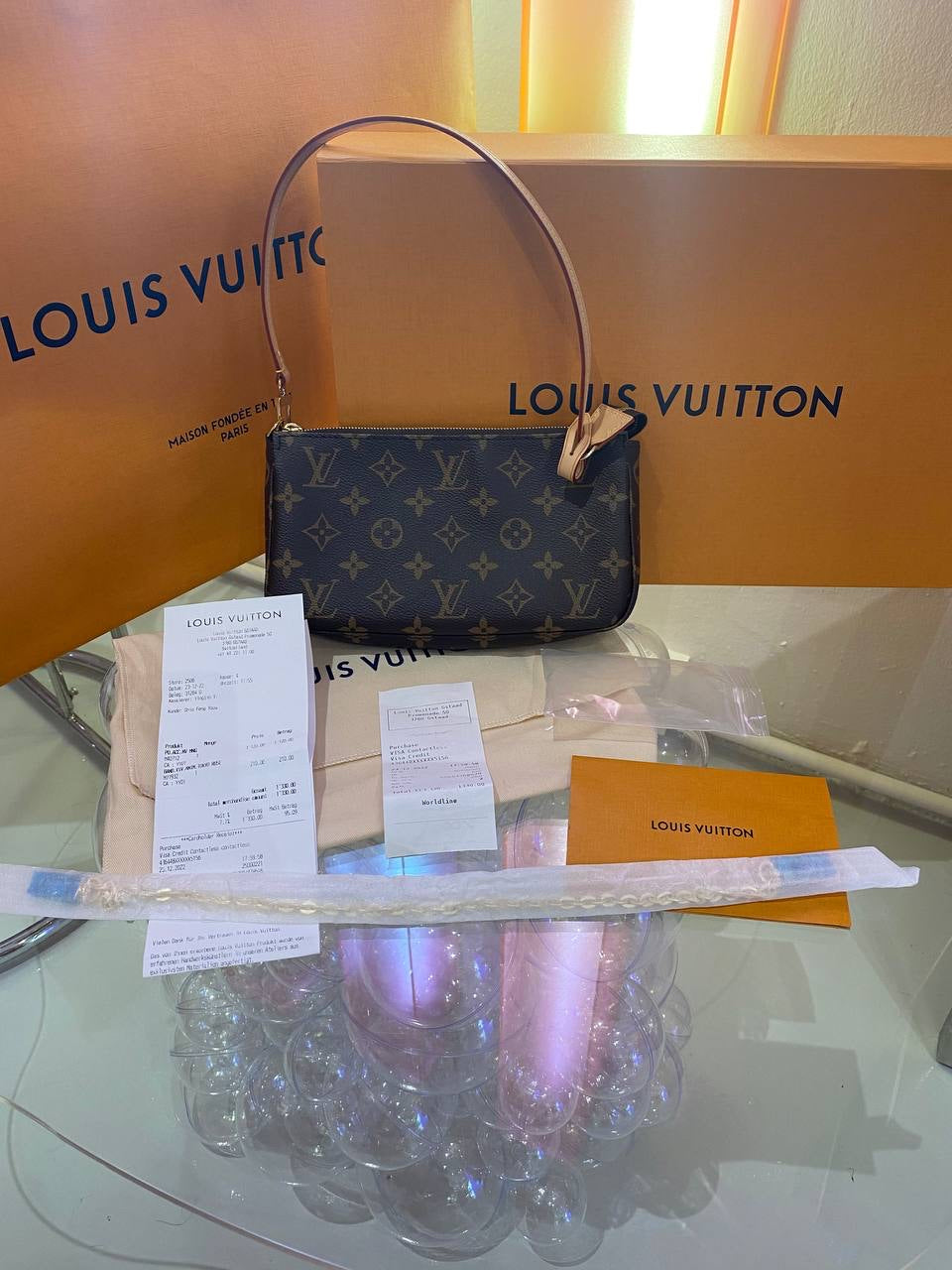 LV Pochette Accessoires