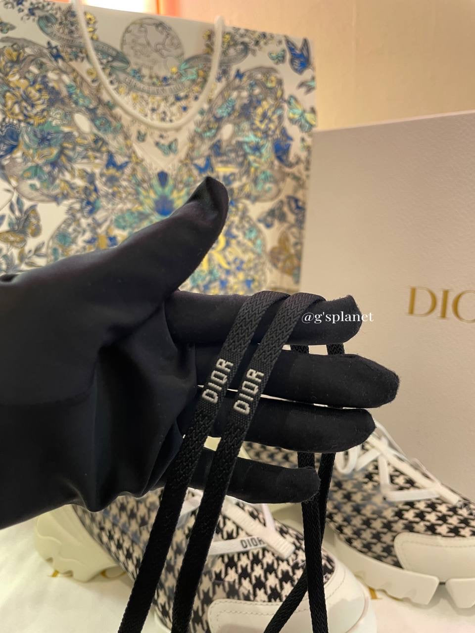 Dior D-Connect Sneaker