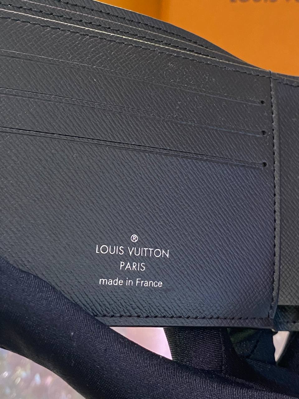 LV Portefeuille Multiple Wallet