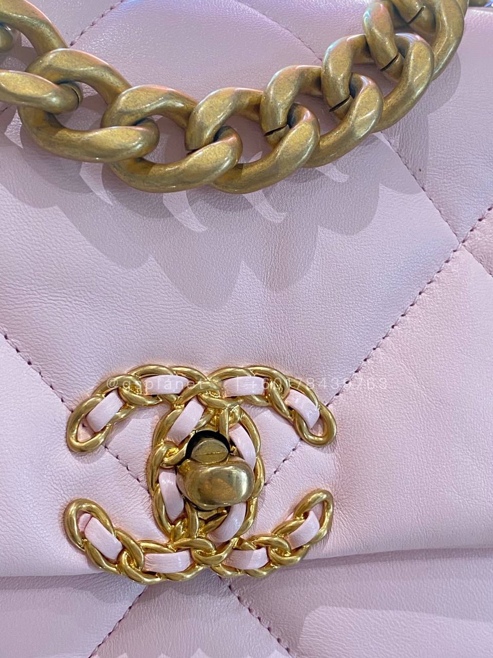 CHANEL 19 HANDBAG