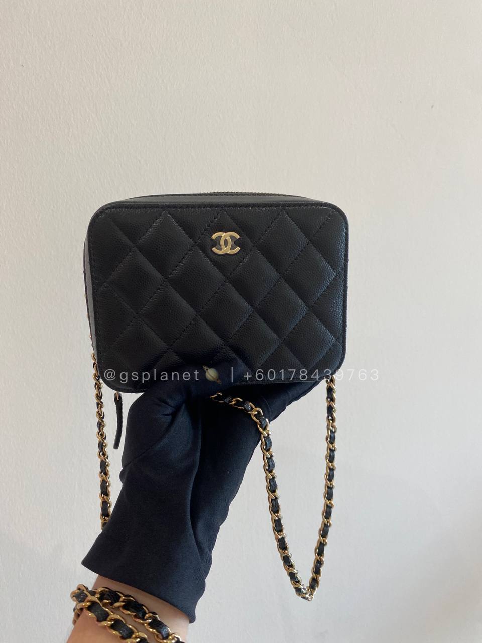 CHANEL VANITY