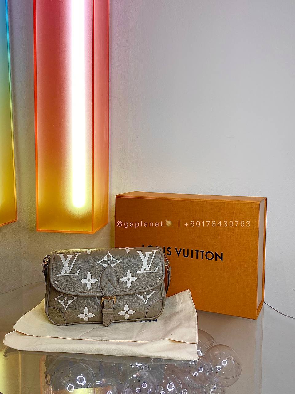 Louis Vuitton Diane Tourterelle / Crème