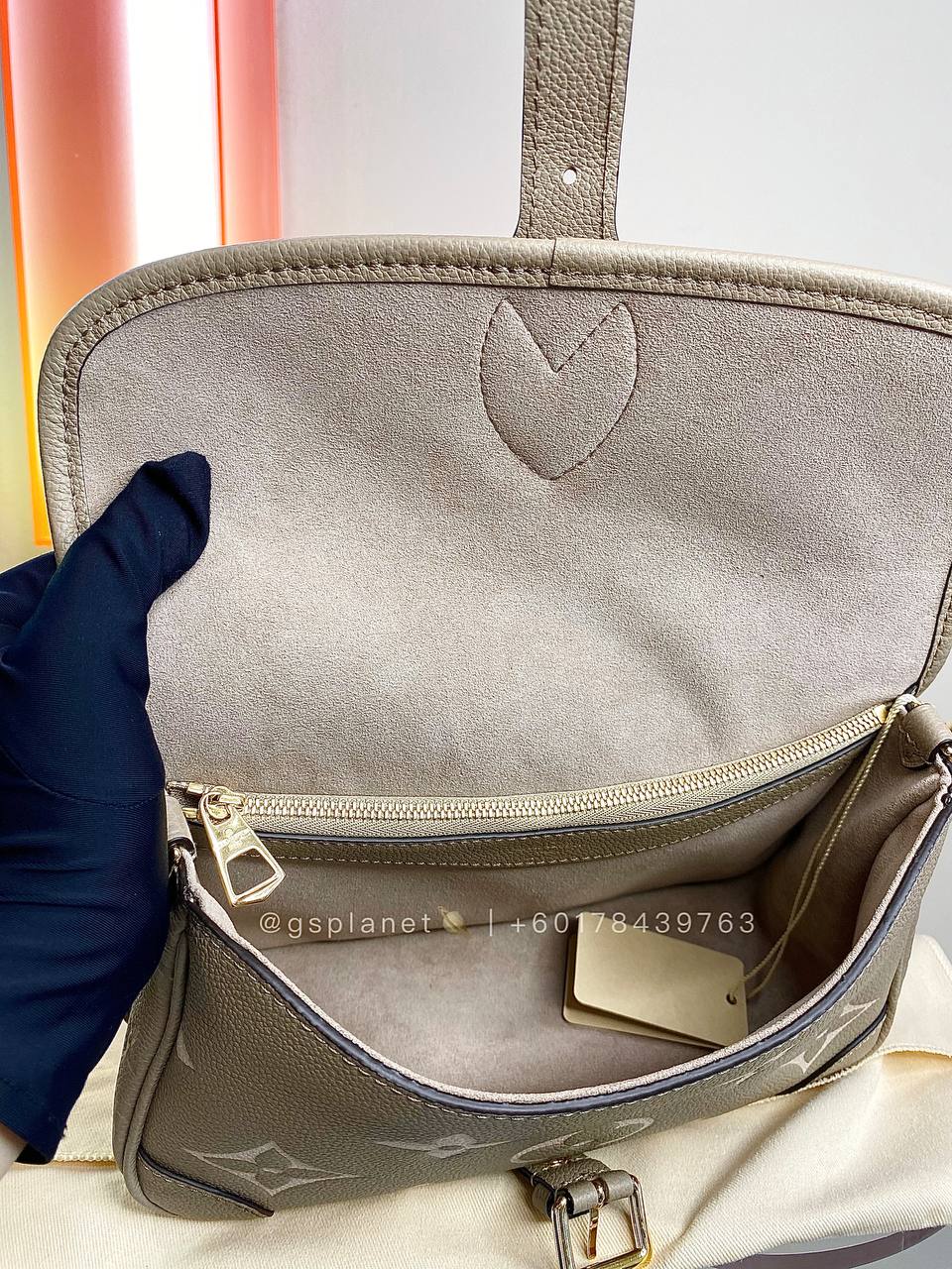 Louis Vuitton Diane Tourterelle / Crème