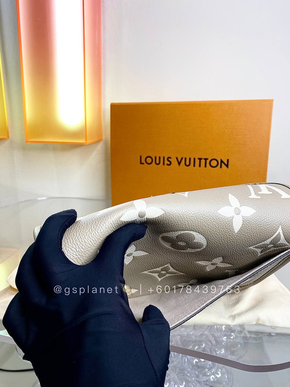 Louis Vuitton Diane Tourterelle / Crème