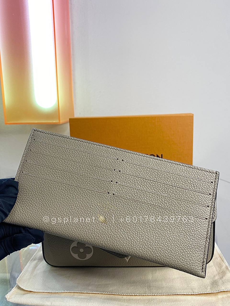 LV Pochette Félicie