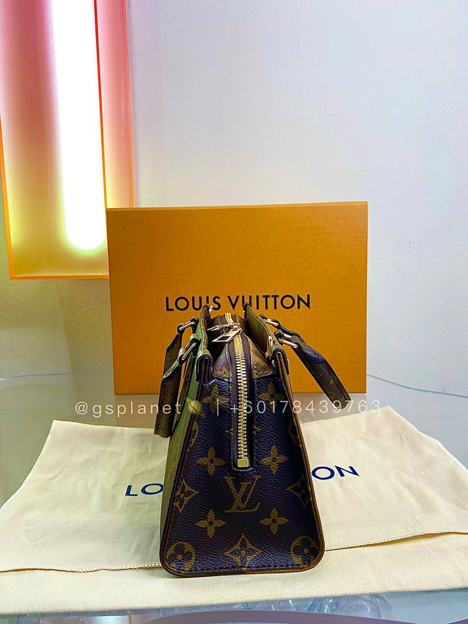 LV OnTheGo East West