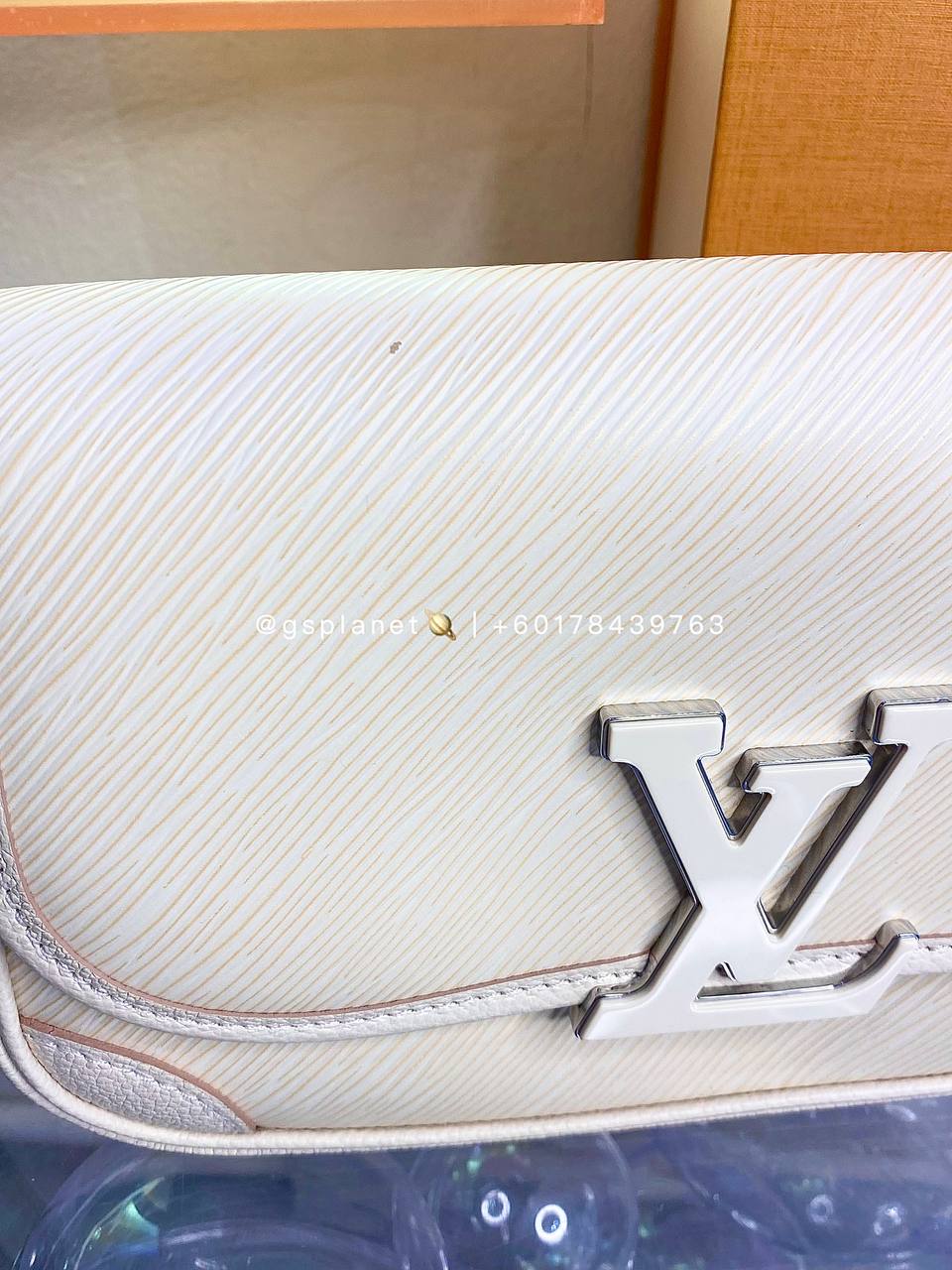 LV Buci Epi Leather Bag